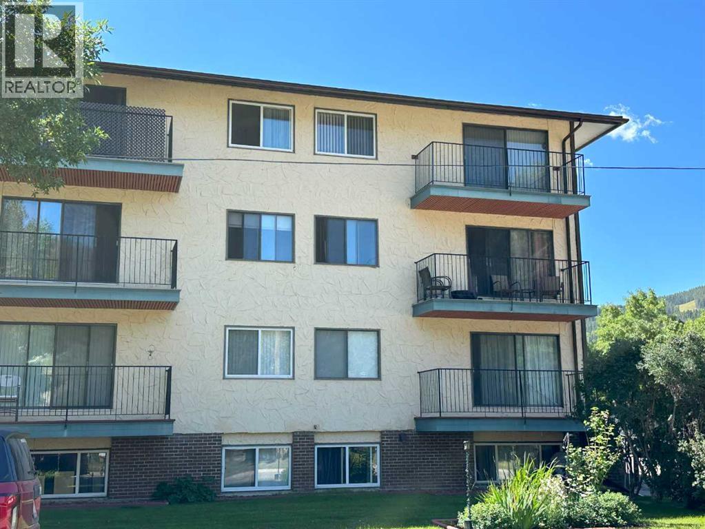 13102 22 Avenue Unit 401, Blairmore, AB T0K 0E0