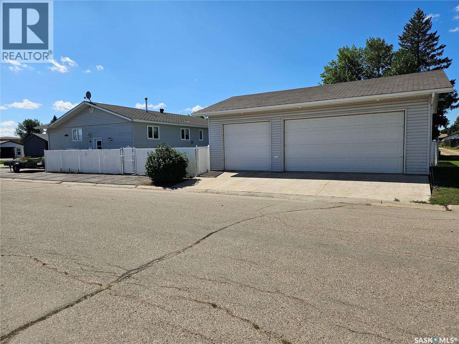 30 Centennial Cres, Melville, SK