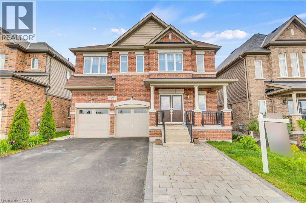 214 Blair Creek Dr, Kitchener, ON N2P 0G2