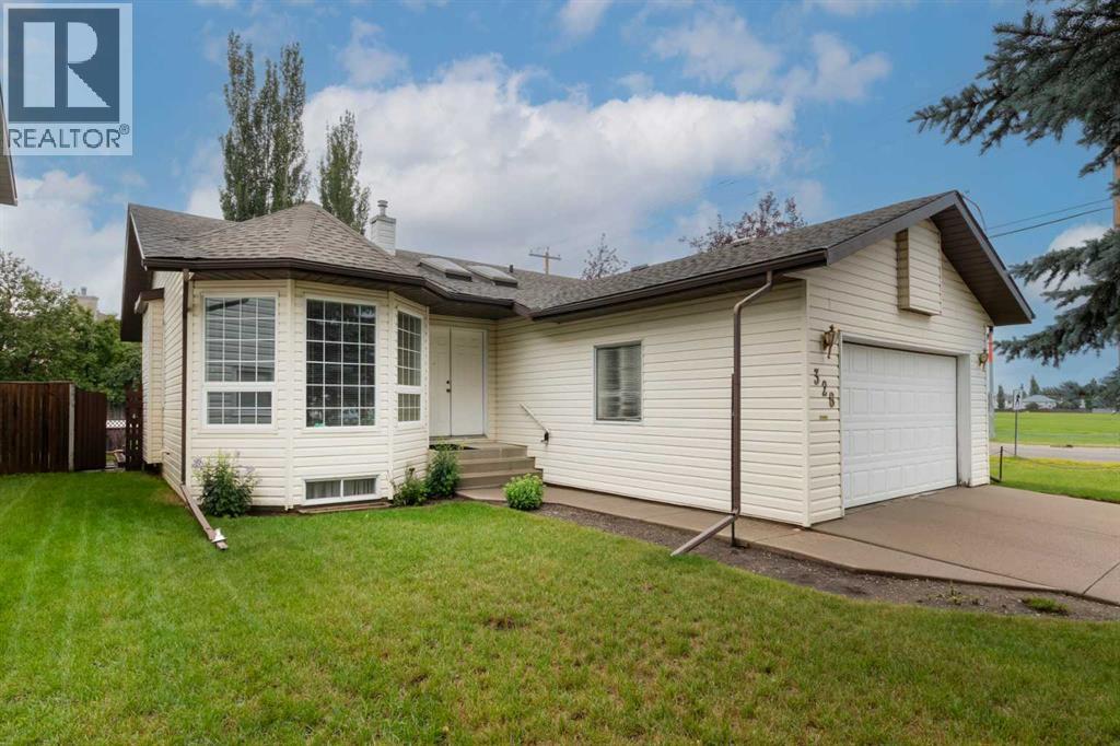 328 Maple Tree Way, Strathmore, AB T1P 1H9
