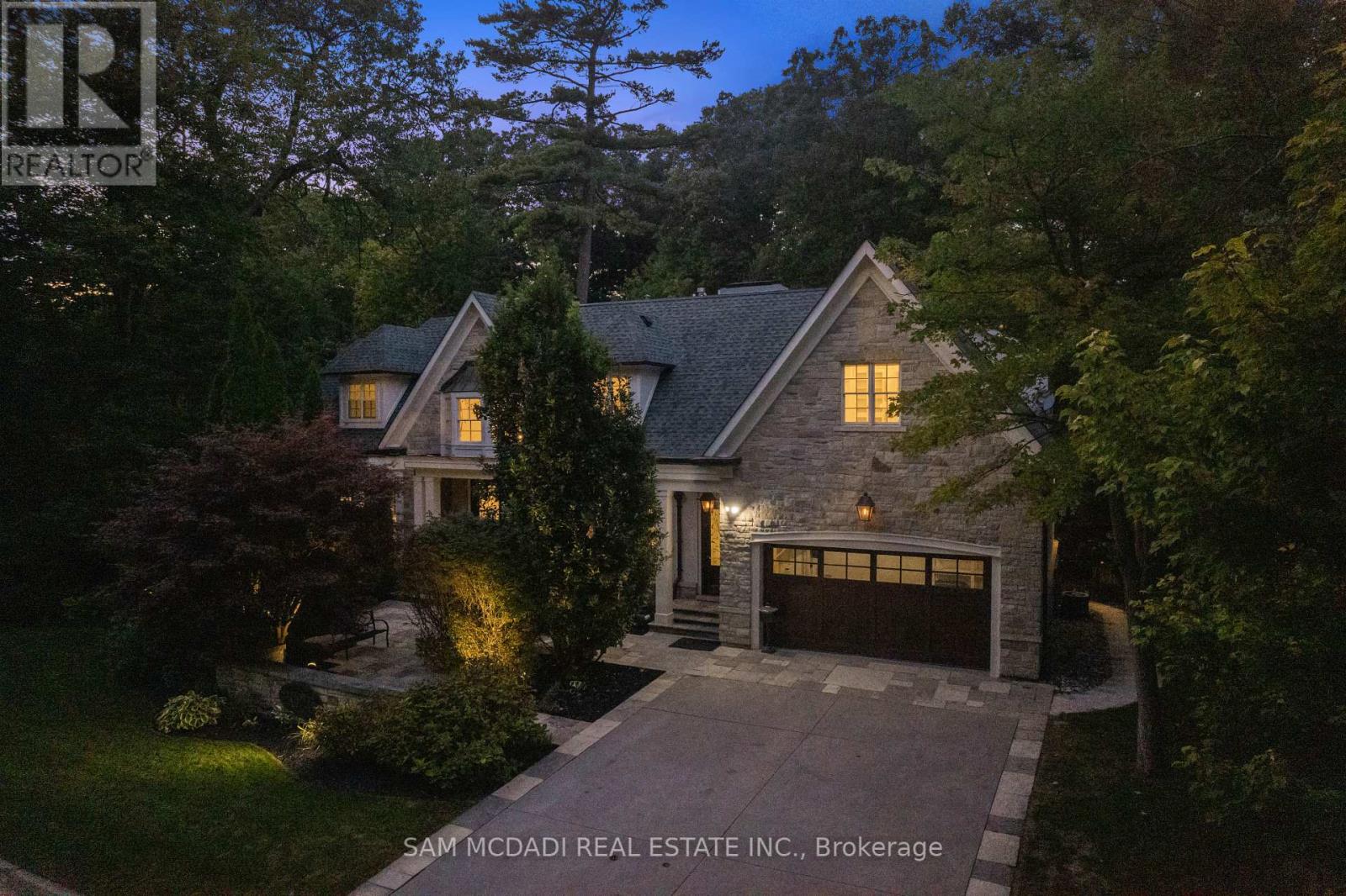 2025 Heartwood Ct, Mississauga, ON L5C 4P7