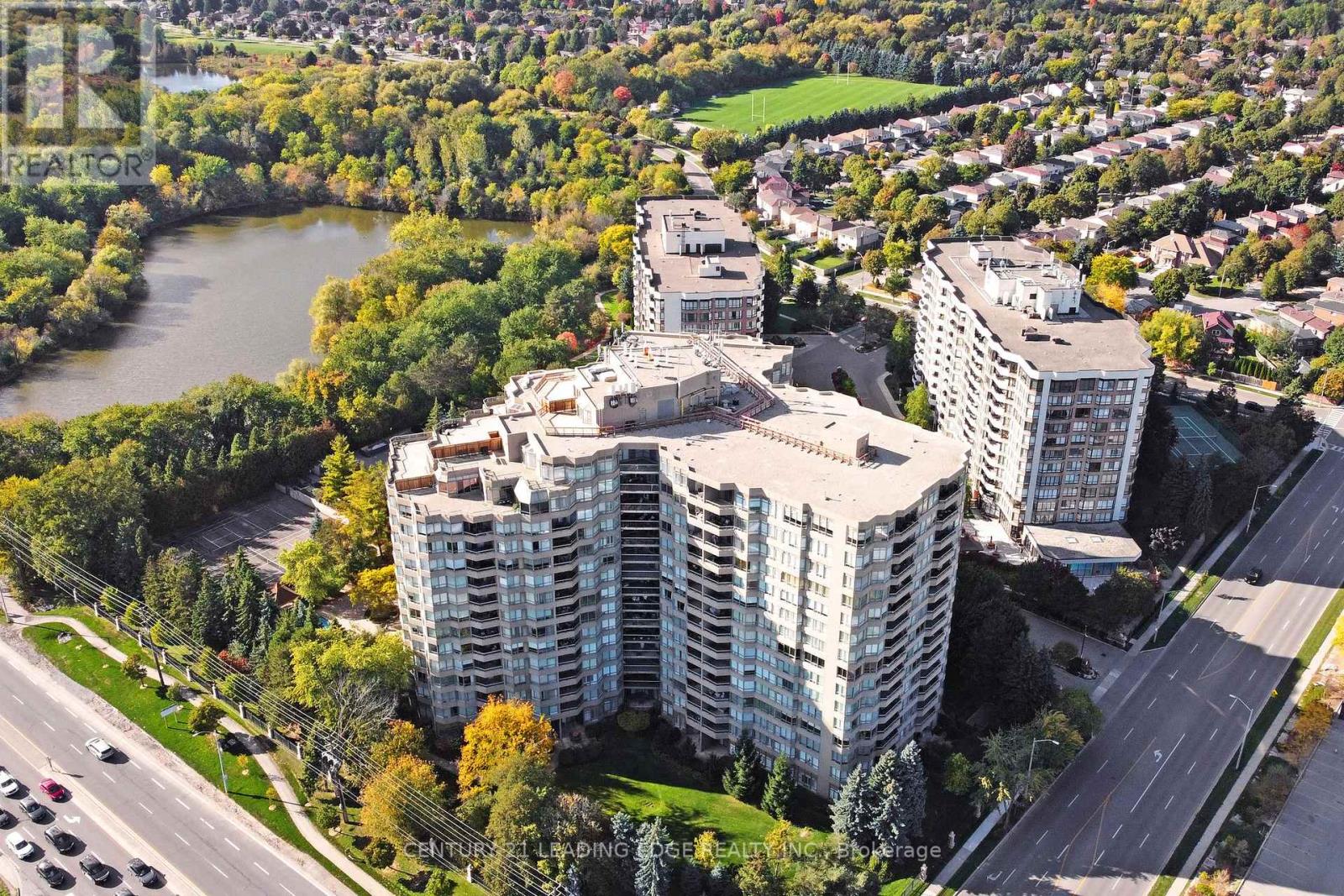 1212 610 Bullock Dr, Markham, ON L3R 0G1