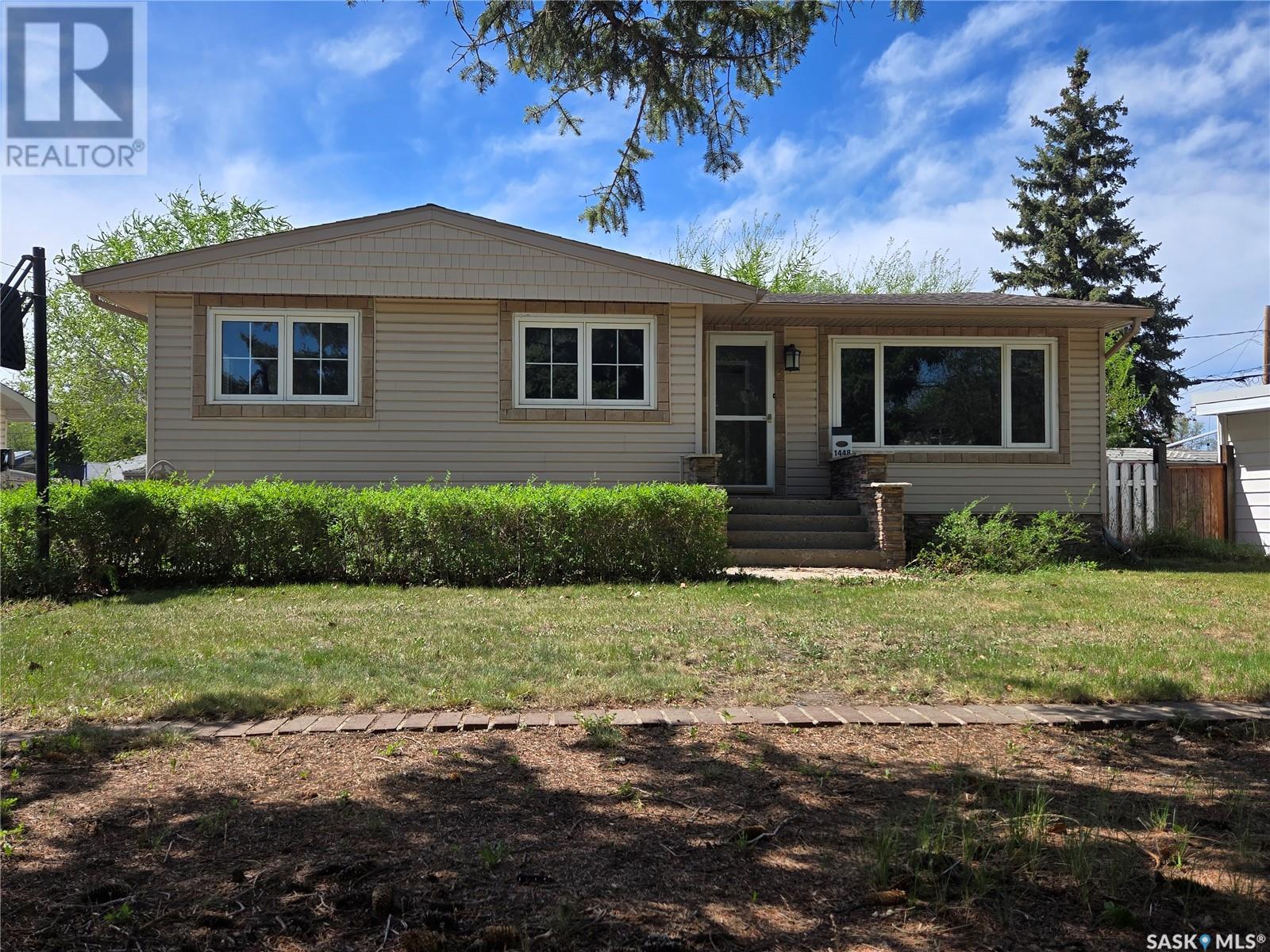 1448 Nicholson Rd, Estevan, SK S4A 1T8
