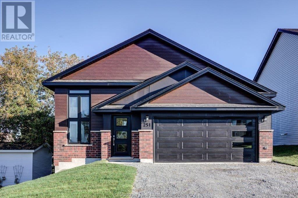 251 Eclipse, Sudbury, ON P3B 0E6