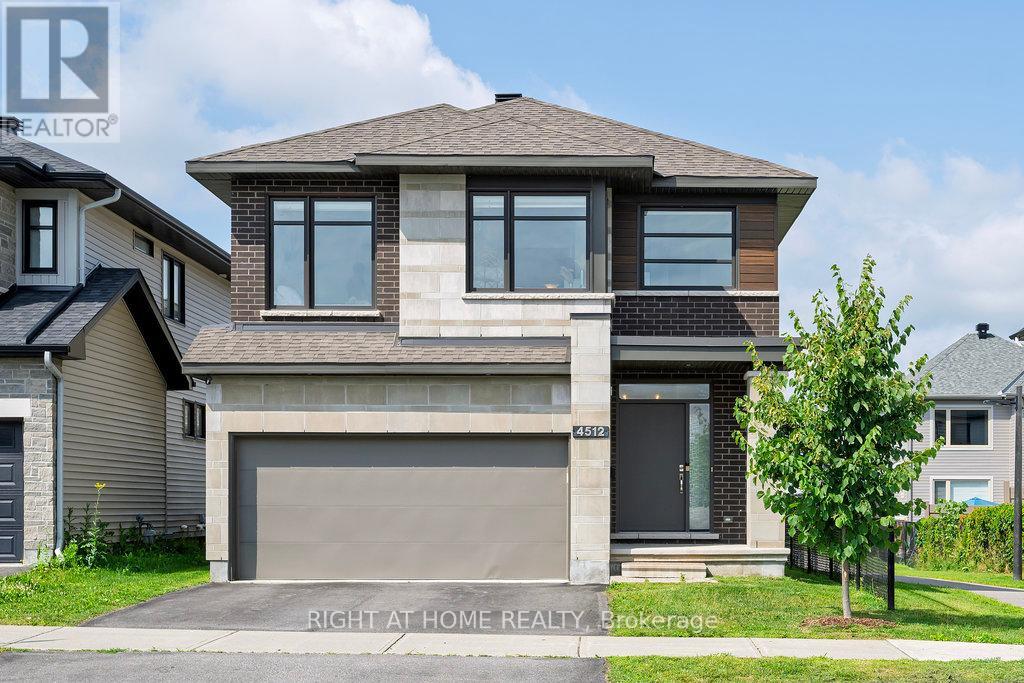 4512 Kelly Farm Dr, Ottawa, ON K1X 0E7