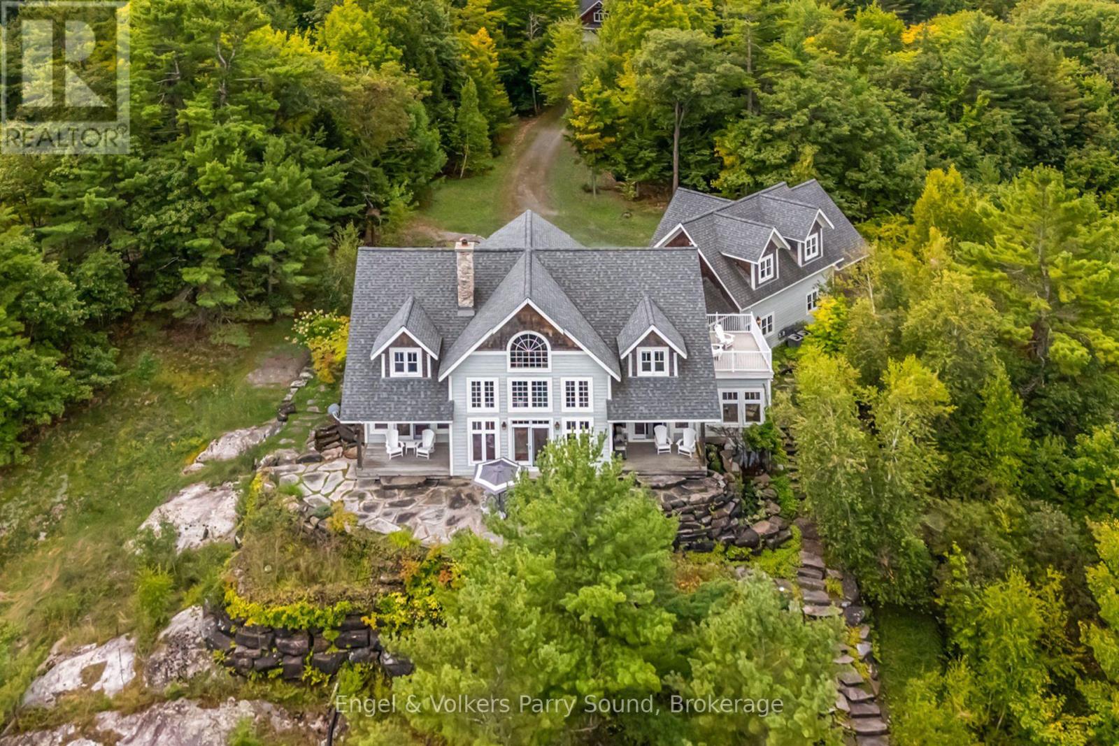 22 Beacon Point Dr, Carling, ON P0G 1G0