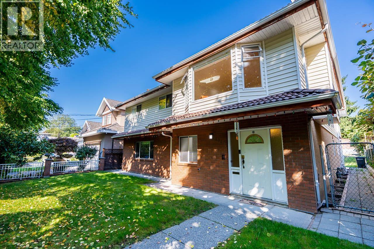 5031 Halifax St, Burnaby, BC V5B 2N4