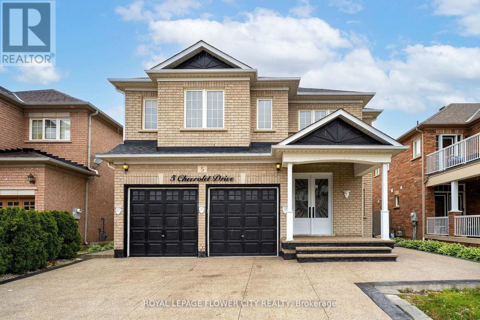 5 Chevrolet Dr, Brampton, ON L7A 3C3