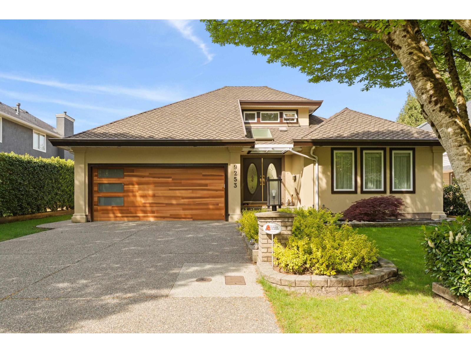 203 Street Unit 9253 #b, Langley, BC V1M 2L8