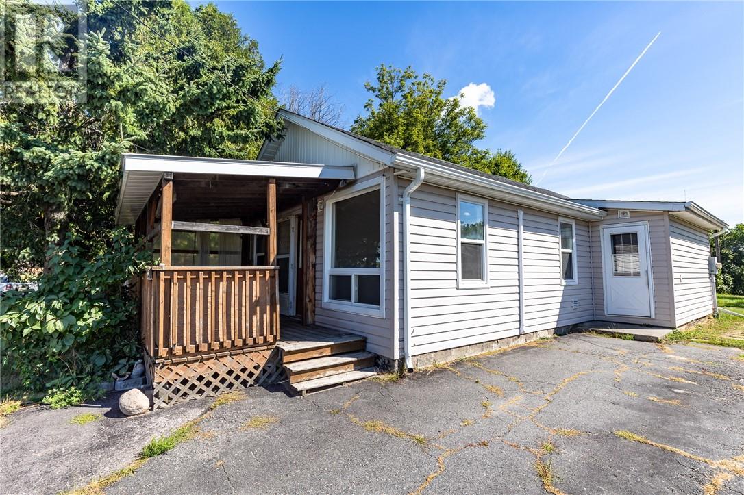 250 Imperial St, Sables-Spanish Rivers, ON P0P 1P0