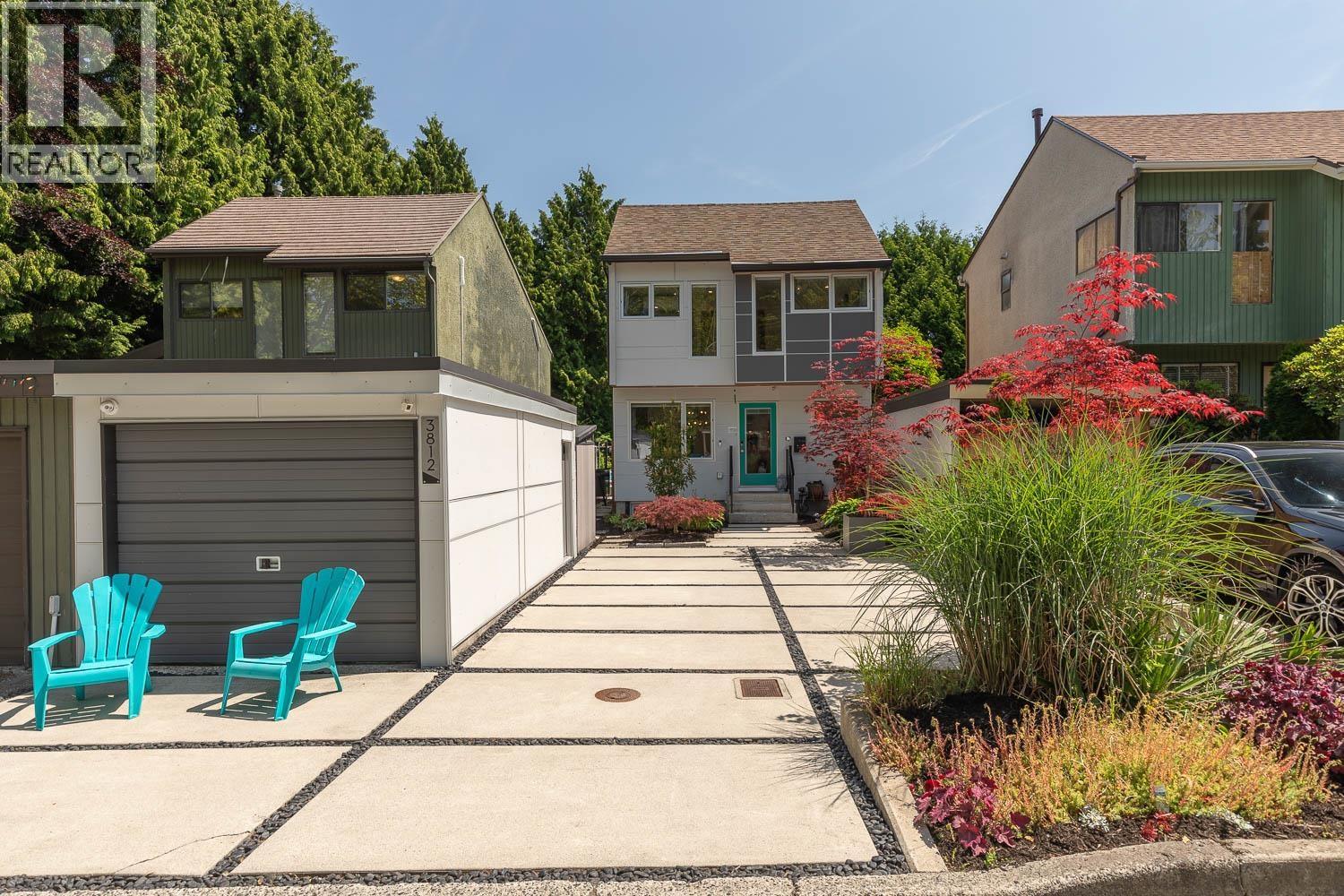 3812 Garden Grove Dr, Burnaby, BC V5G 4A7