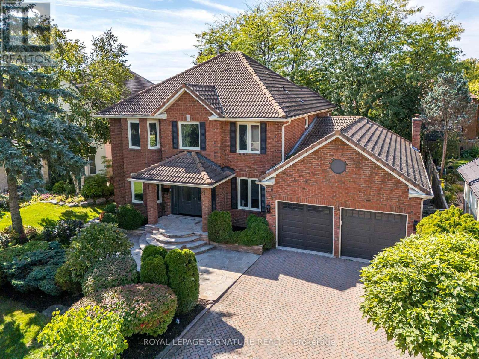 11 Royal Rouge Trl, Toronto, ON M1B 4T5