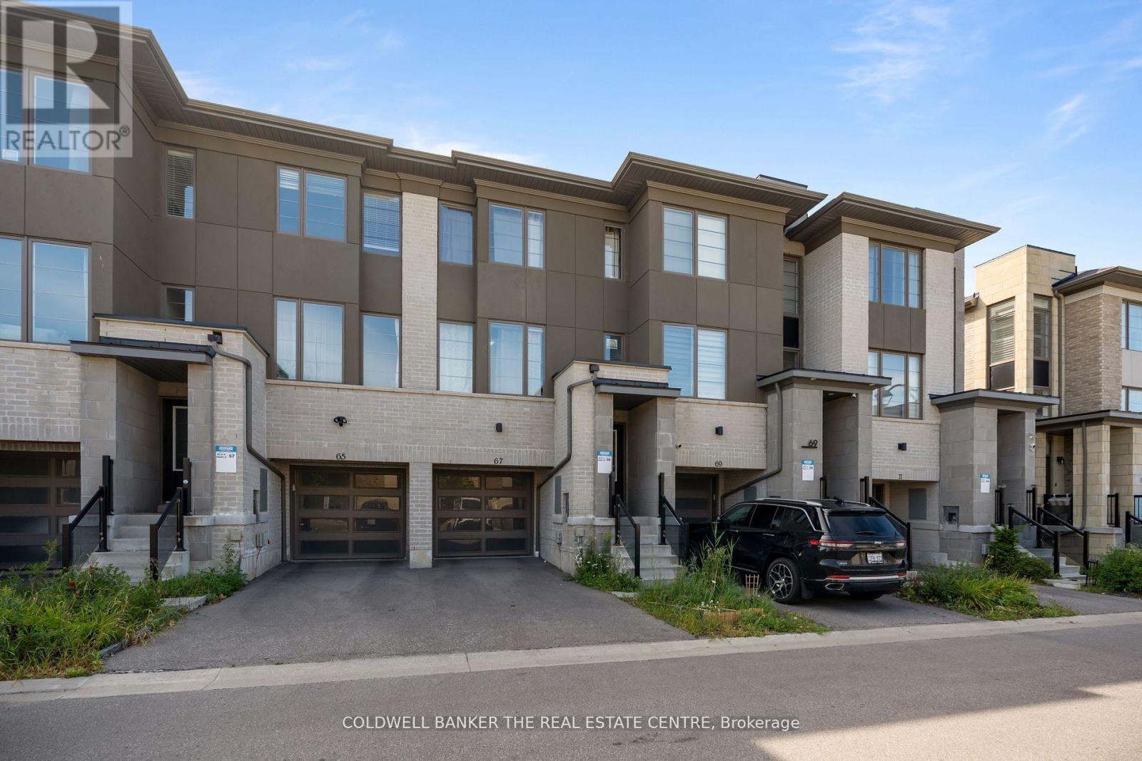 106 67 Donald Fleming Way, Whitby, ON L1R 0N8