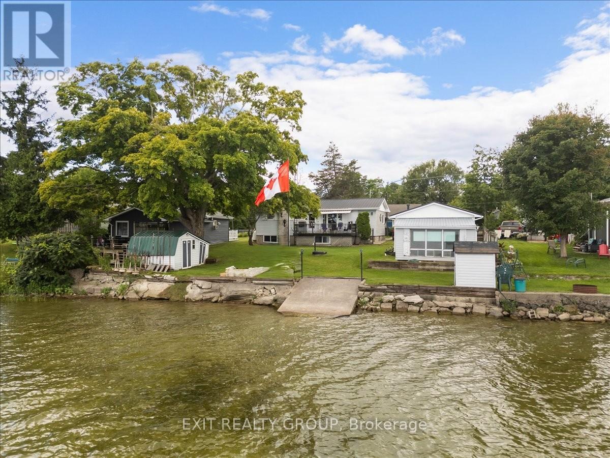 82 Outlet Rd, Prince Edward County Athol Ward, ON K0K 1P0