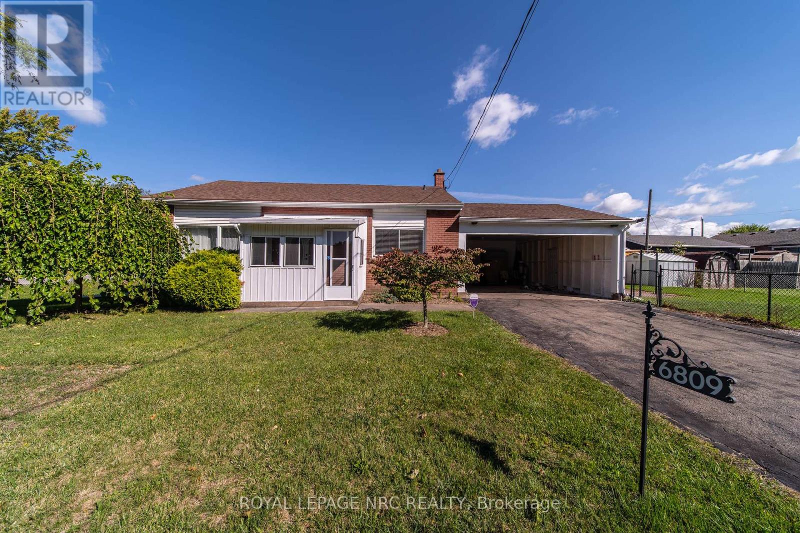6809 Jill Dr, Niagara Falls, ON L2G 3J4