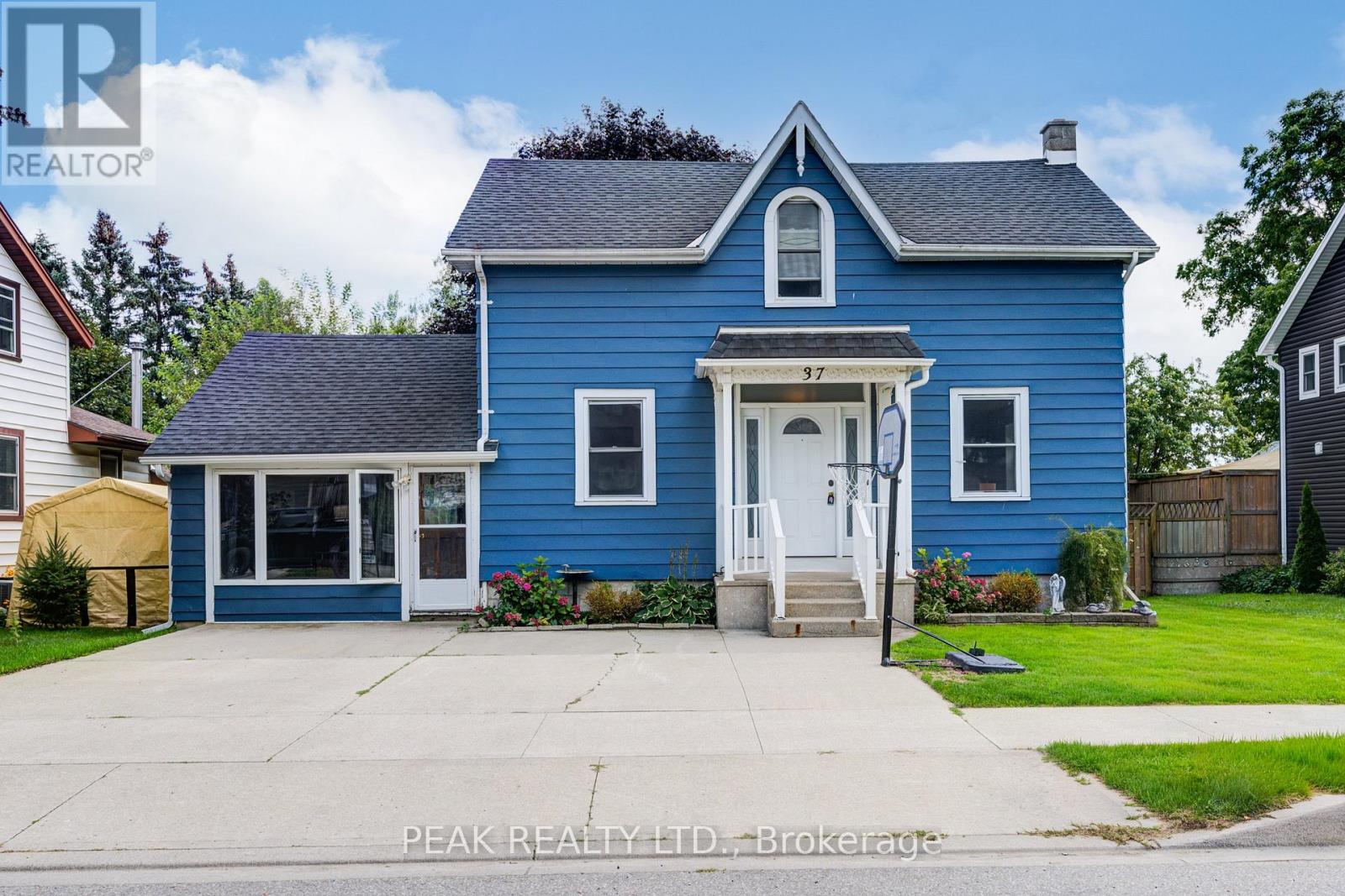 37 Decew St W, East Zorra-Tavistock, ON N0B 2R0