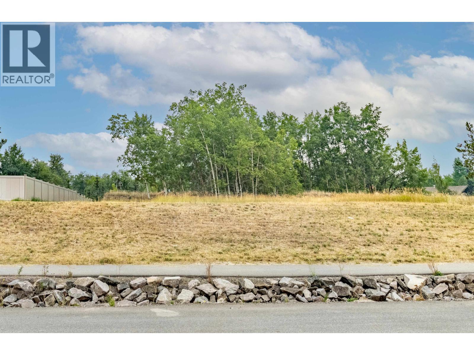 310 Sandhill Crescent, 100 Mile House, BC V0K 2E0