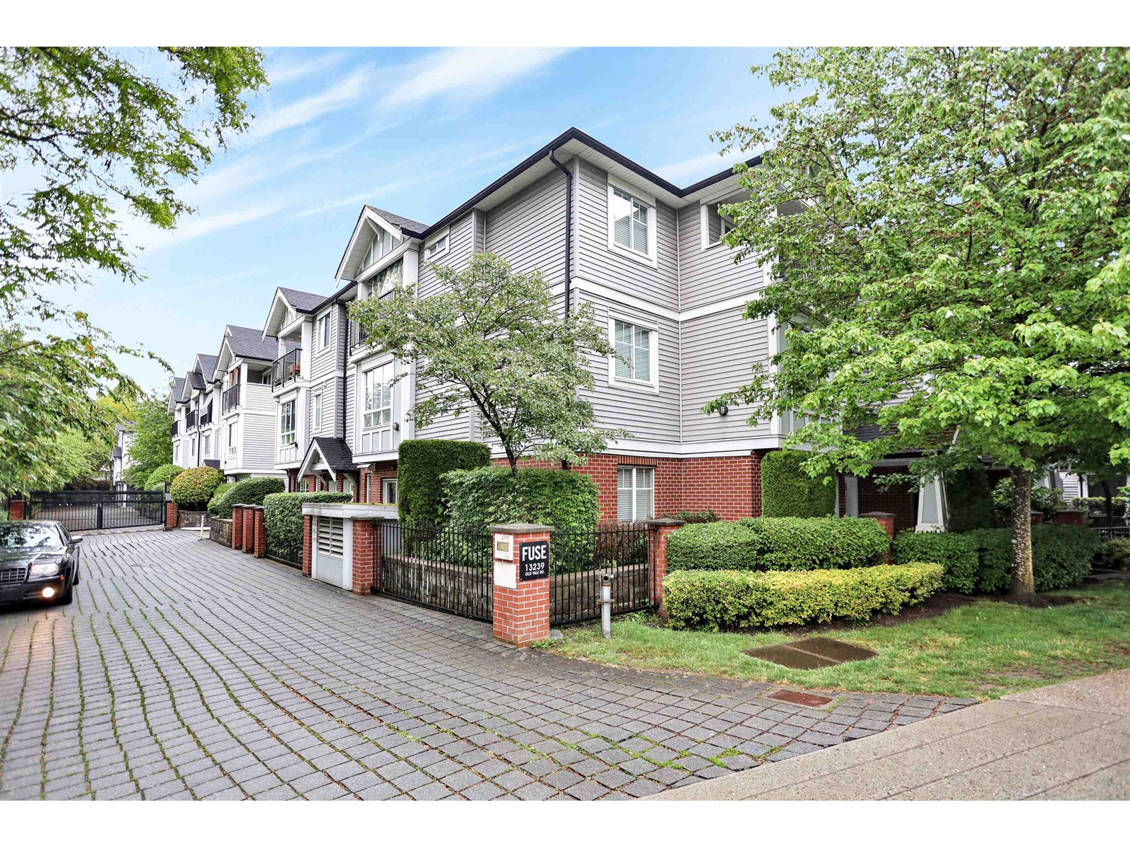 13239 Old Yale Road Unit 40, Surrey, BC V3T 3C5