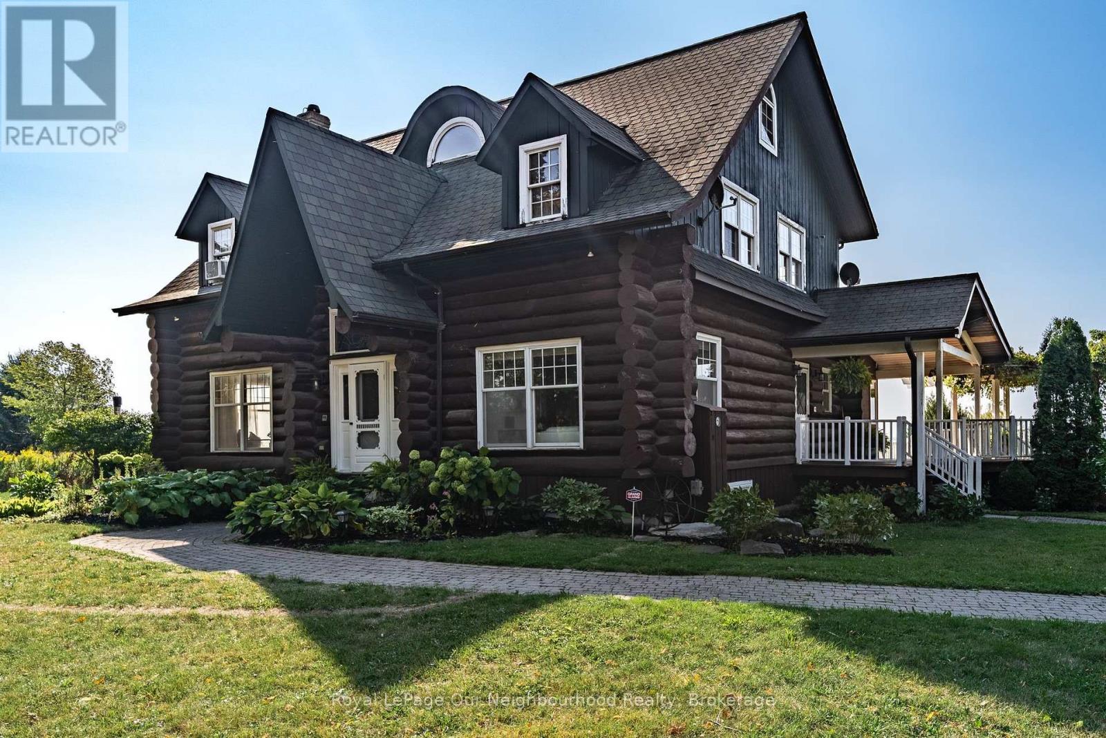 3741 Lakeshore Rd E, Clarington, ON L1B 1L9