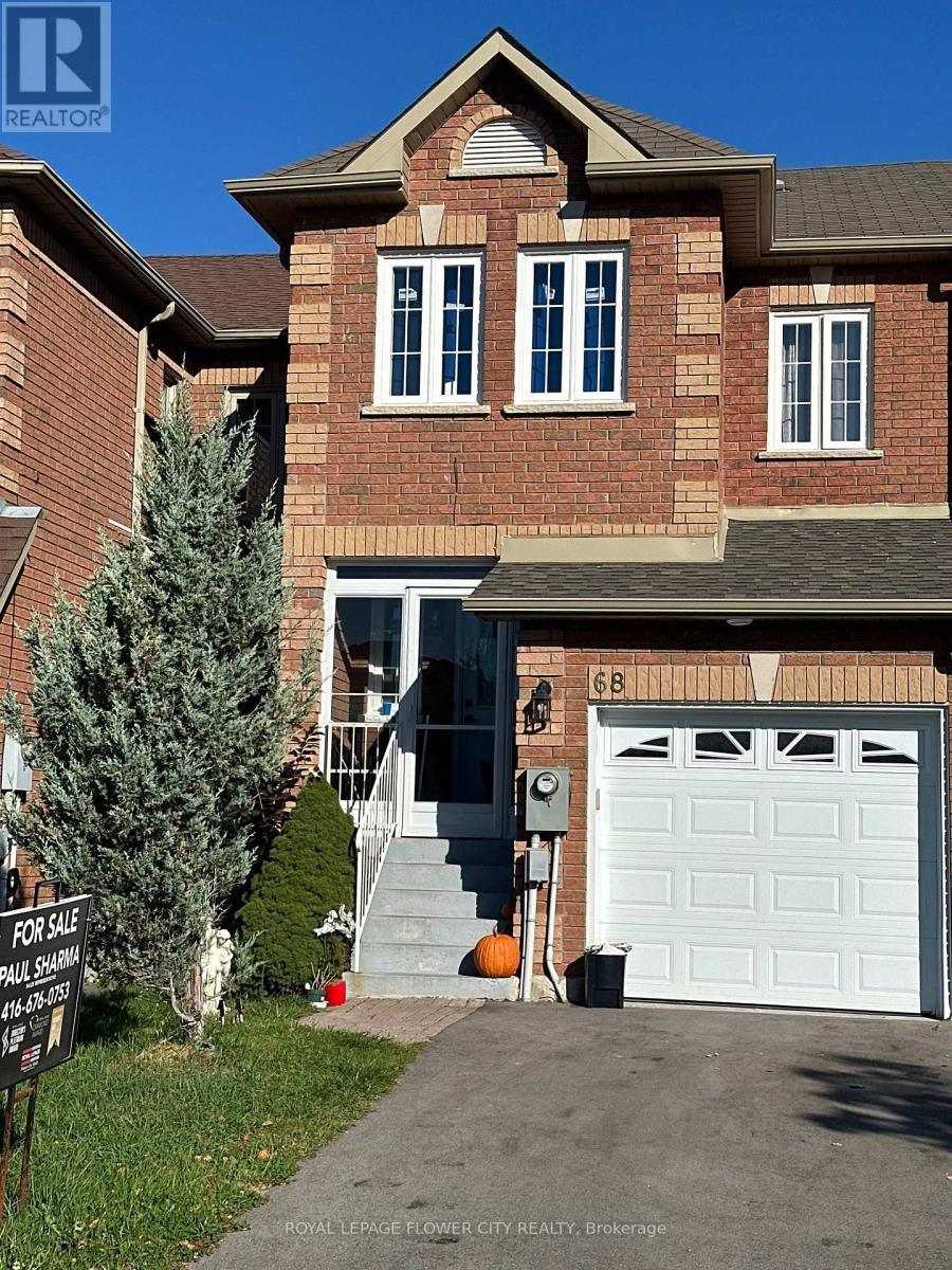 68 Denton Cir, Vaughan, ON L6A 2N4