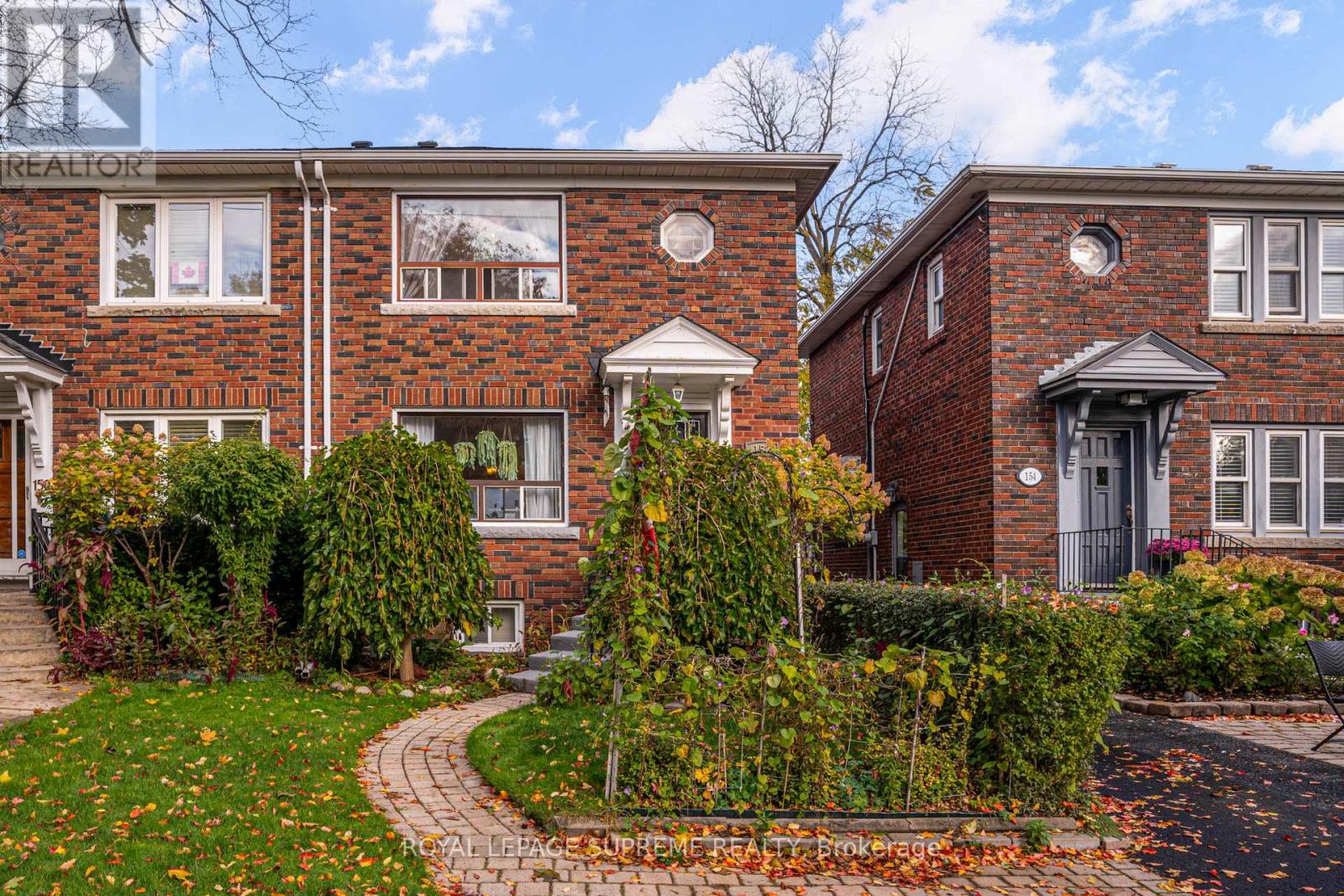 152 Parkhurst Blvd, Toronto, ON M4G 2E7