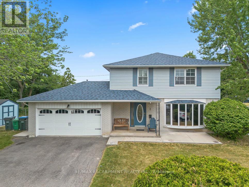 1 Dunbarton Cres, Brampton, ON L6T 1N8