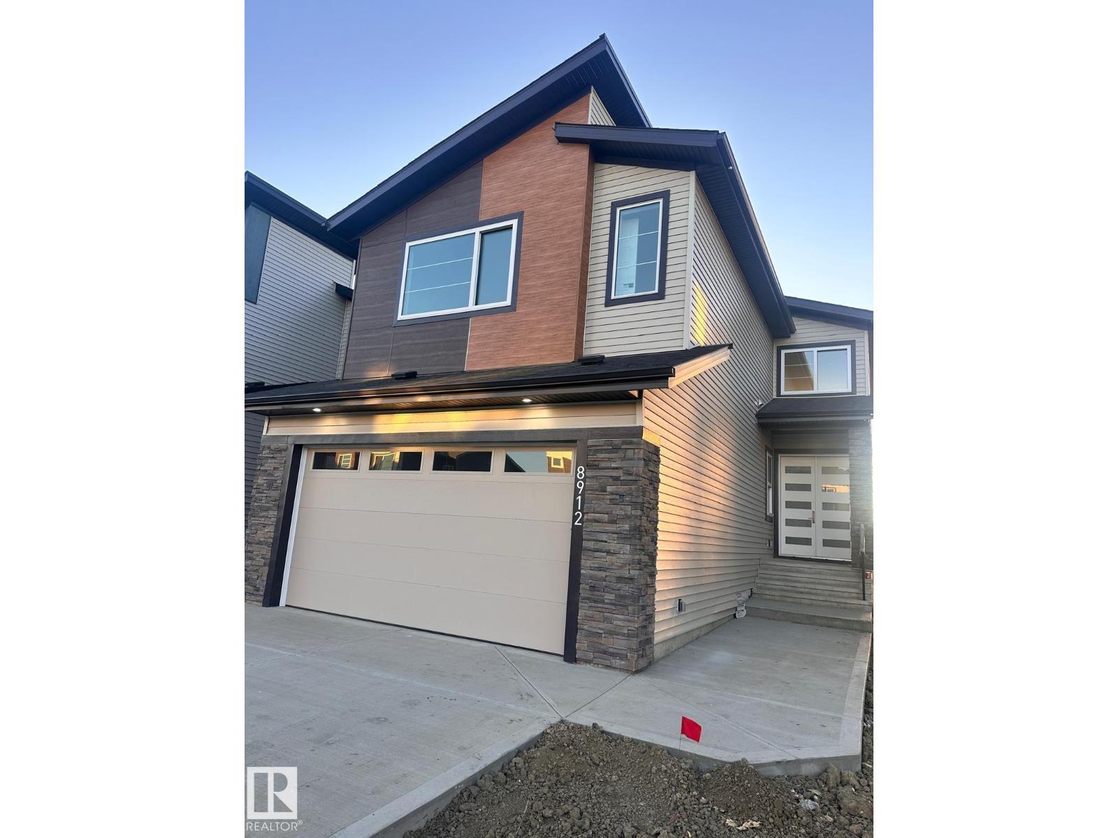 8912 Mayday Way SW, Edmonton, AB T6X 3E6