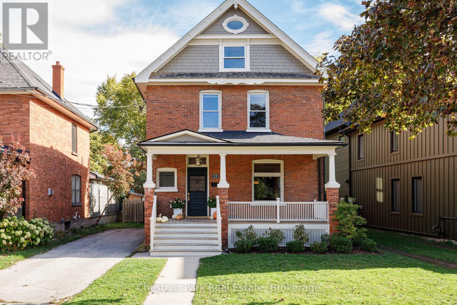 55 Robinson St, Collingwood, ON L9Y 3L8