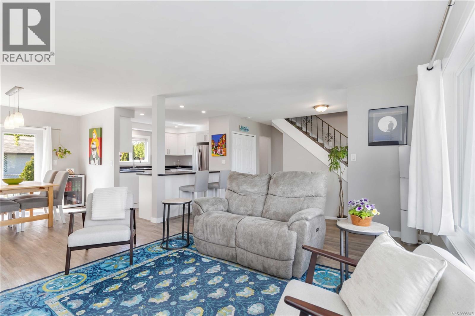 2255 Henry Ave, Sidney, BC V8L 2A8