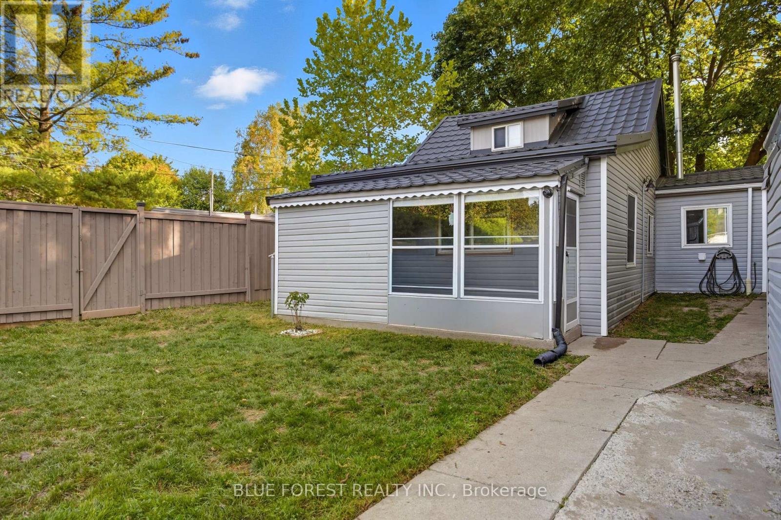 88 Boullee St, London, ON N5Y 1T6