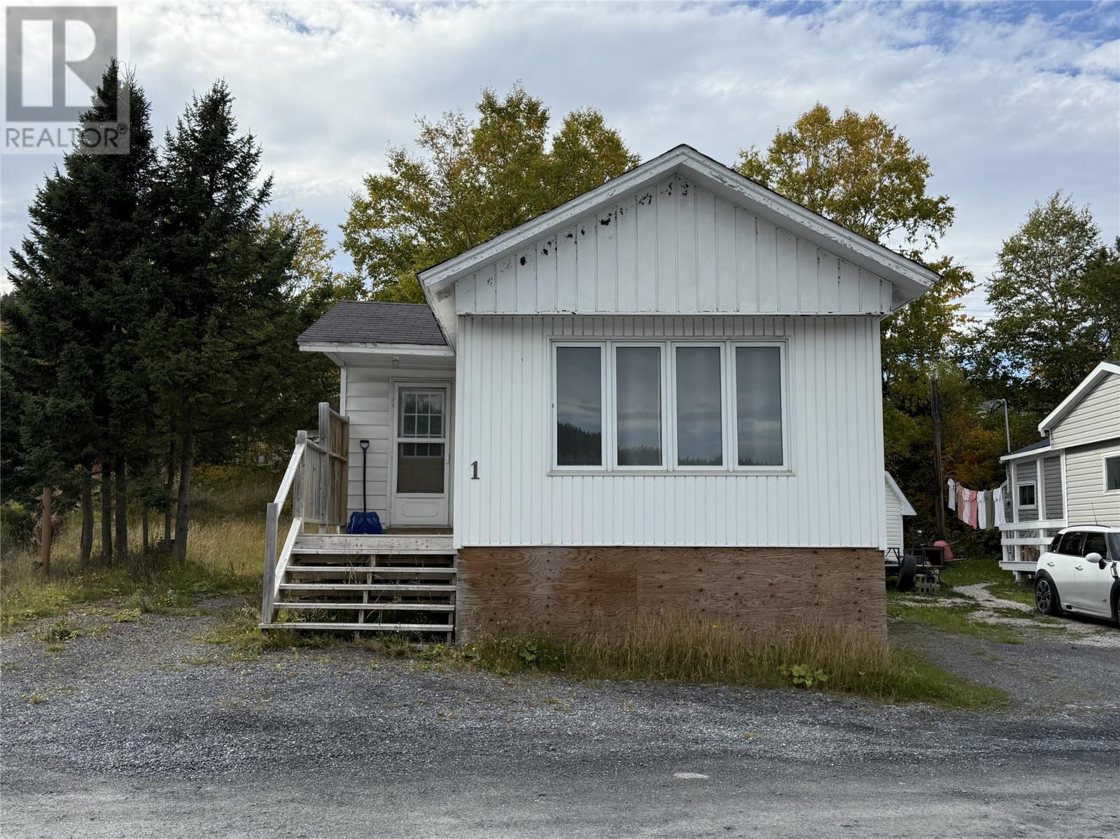 1 Ridgewood Ave, Corner Brook, NL A2H 6L7