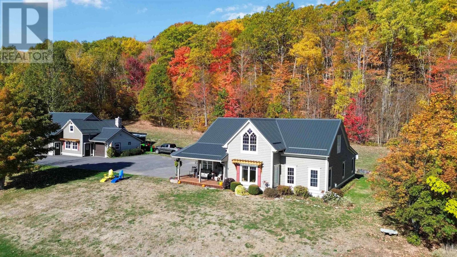 325 Thorpe Rd, Kentville, NS B4N 3V7