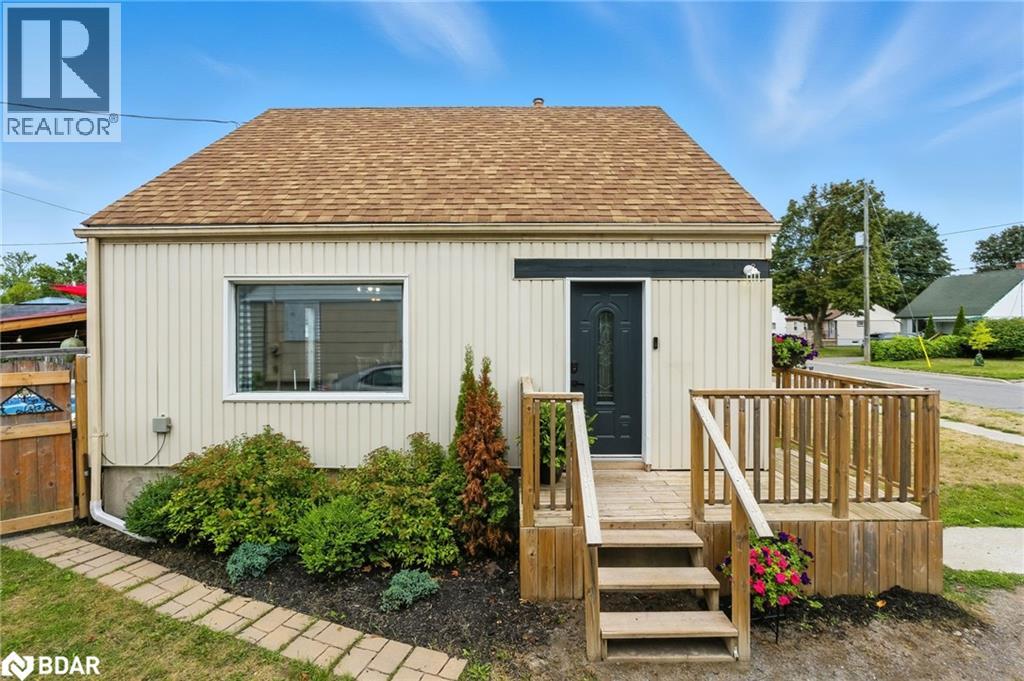 459 Rose Ave, Peterborough, ON K9J 4E5