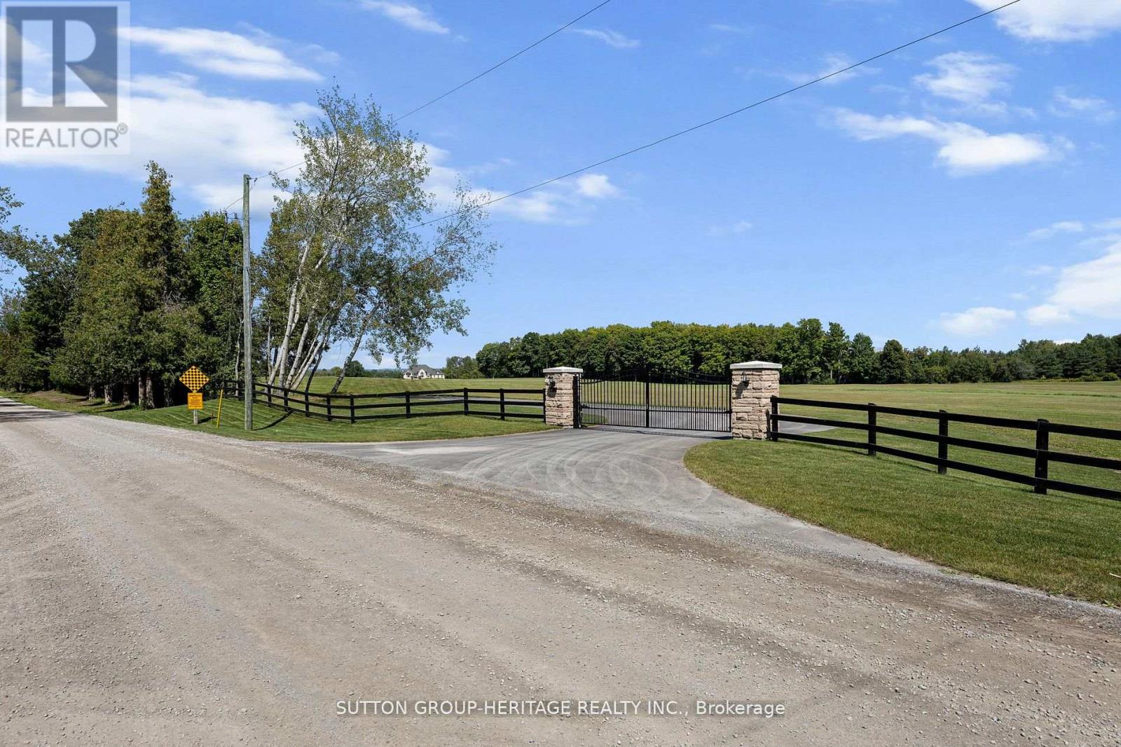 2100 Taunton Rd, Clarington, ON L0B 1J0