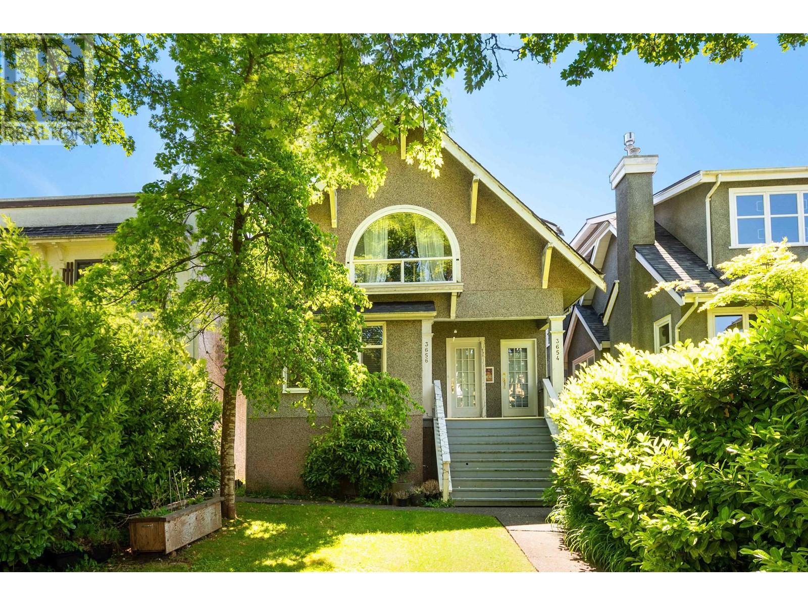 3652 Point Grey Rd, Vancouver, BC V6R 1A9