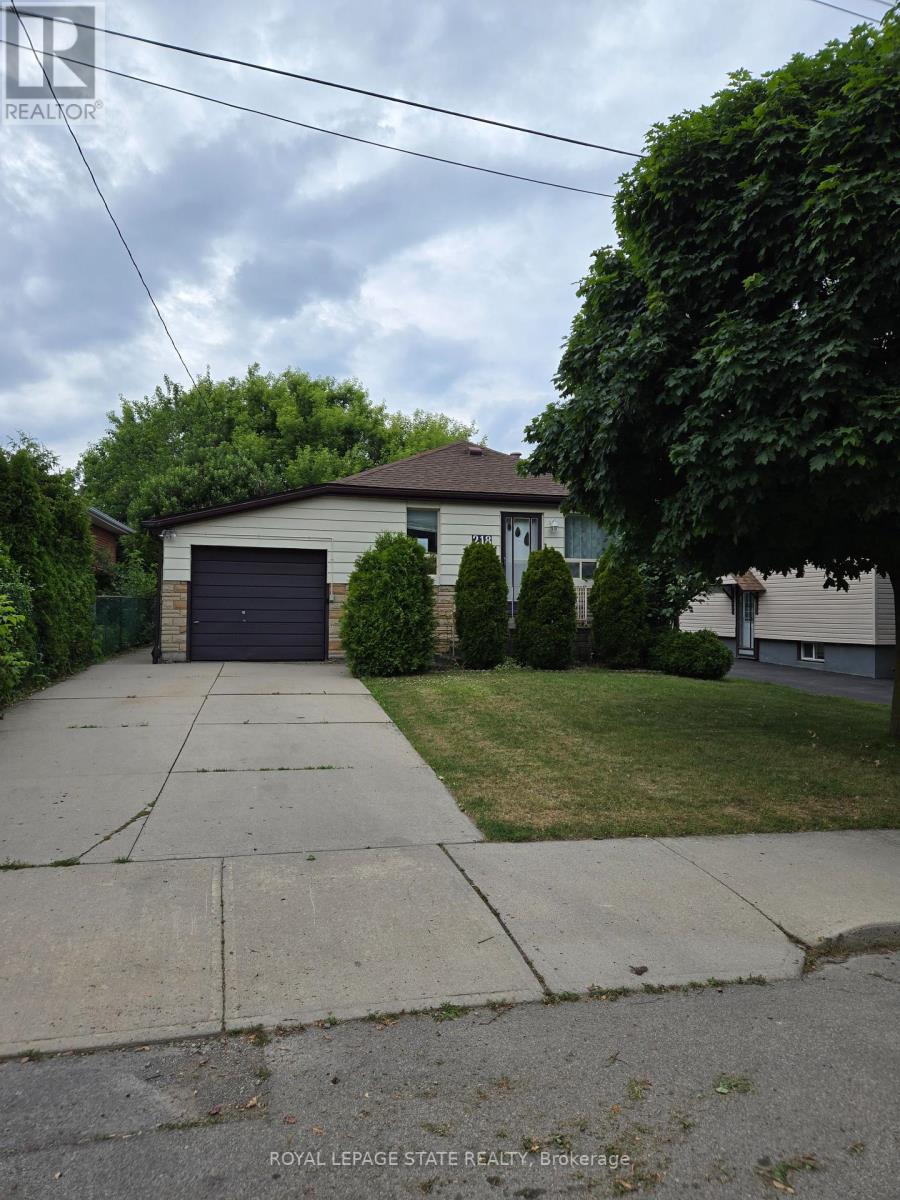 218 E 44th St, Hamilton, ON L8T 3H6