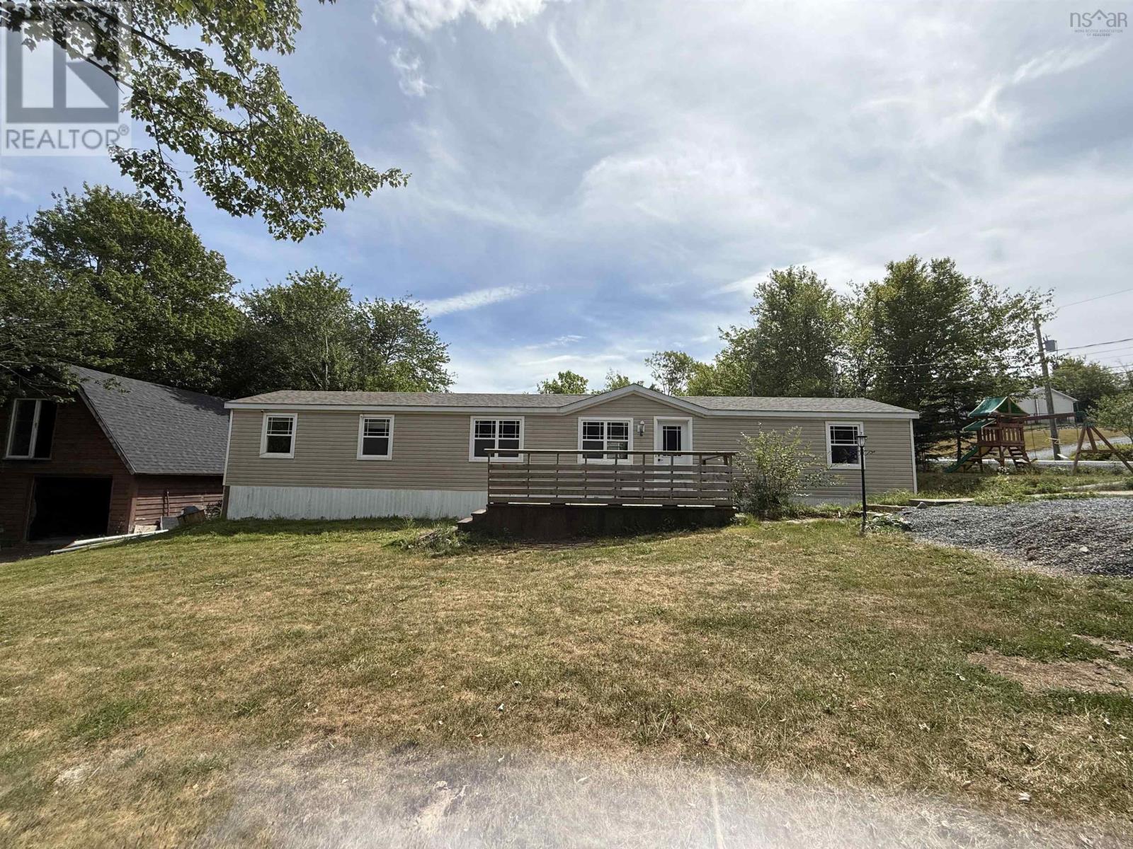 26 Shelly Cres, Gaetz Brook, NS B0J 2L0