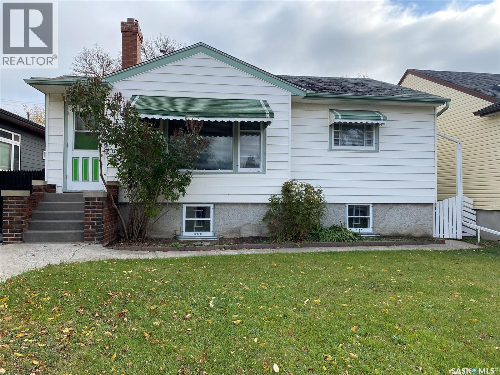 2645 Winnipeg St, Regina, SK S4P 1H8
