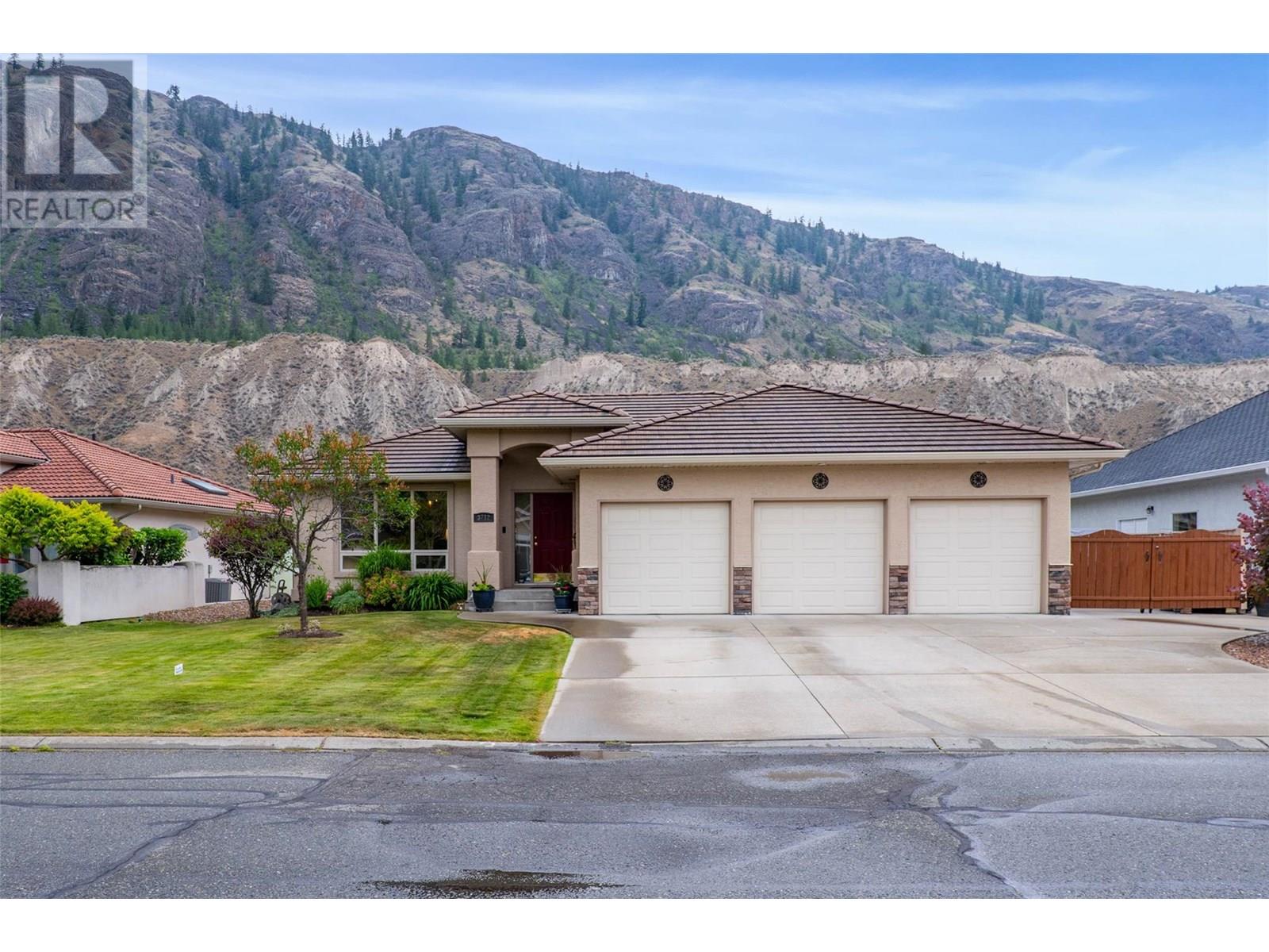 3712 Navatanee Dr, Kamloops, BC V2H 1S1