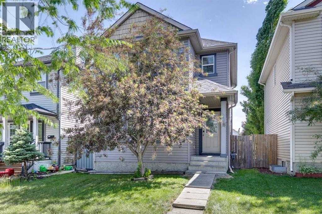 1039 Everridge Dr SW, Calgary, AB T2Y 4S8