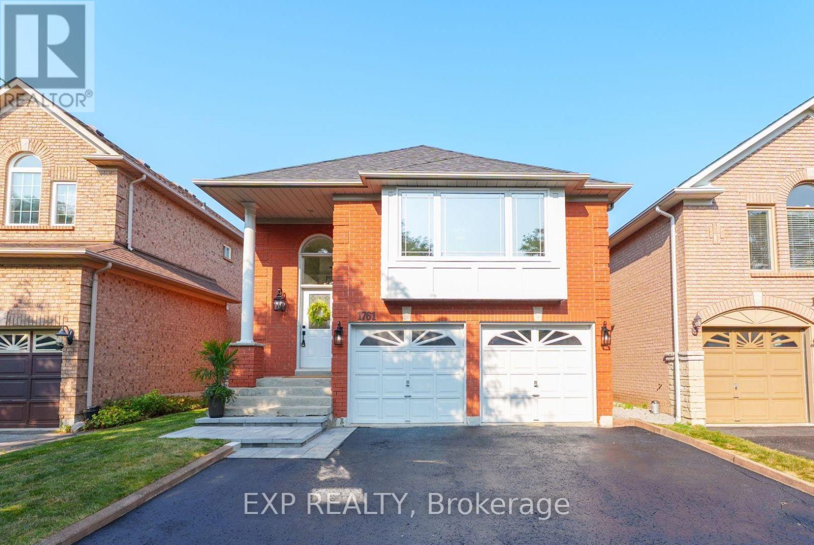 1761 White Cedar Dr, Pickering, ON L1V 6X8