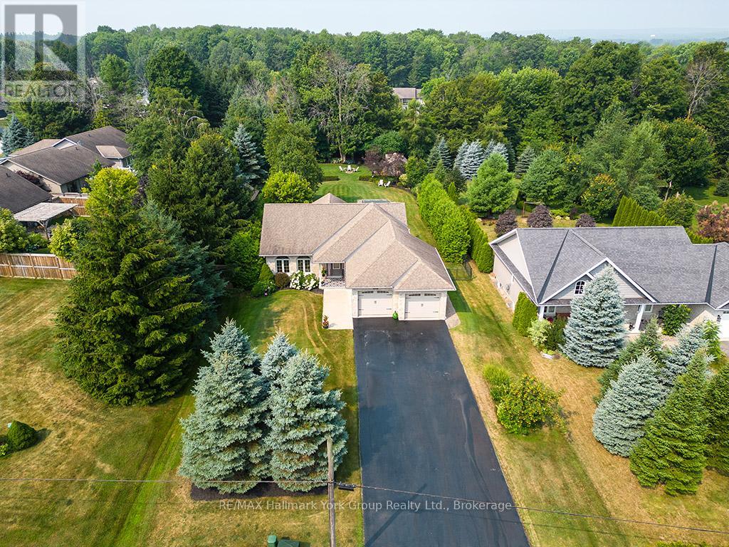 450 Ridge Rd, Meaford, ON N4L 1L9