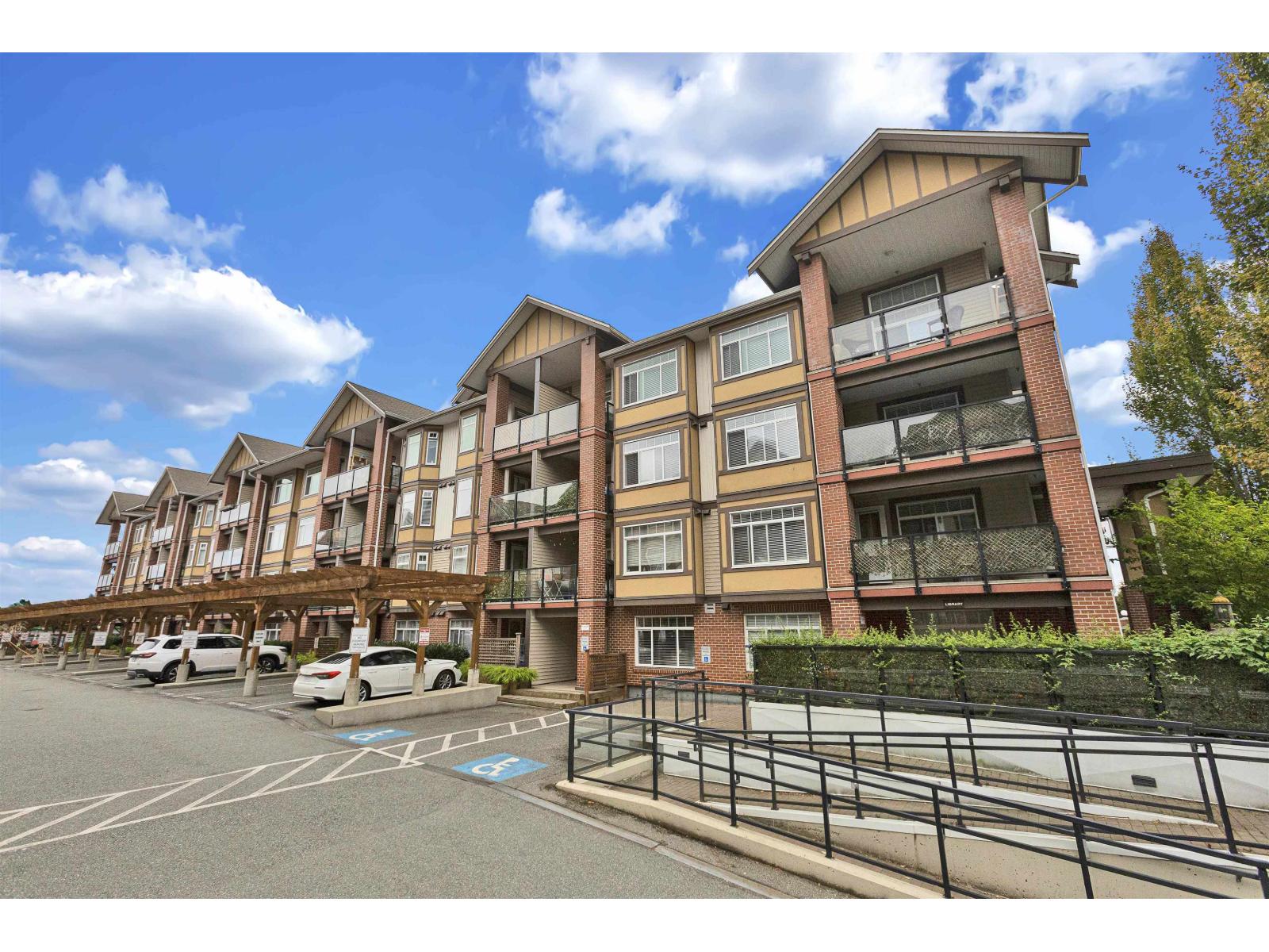 5650 201a Street Unit 117, Langley, BC V3A 0B3