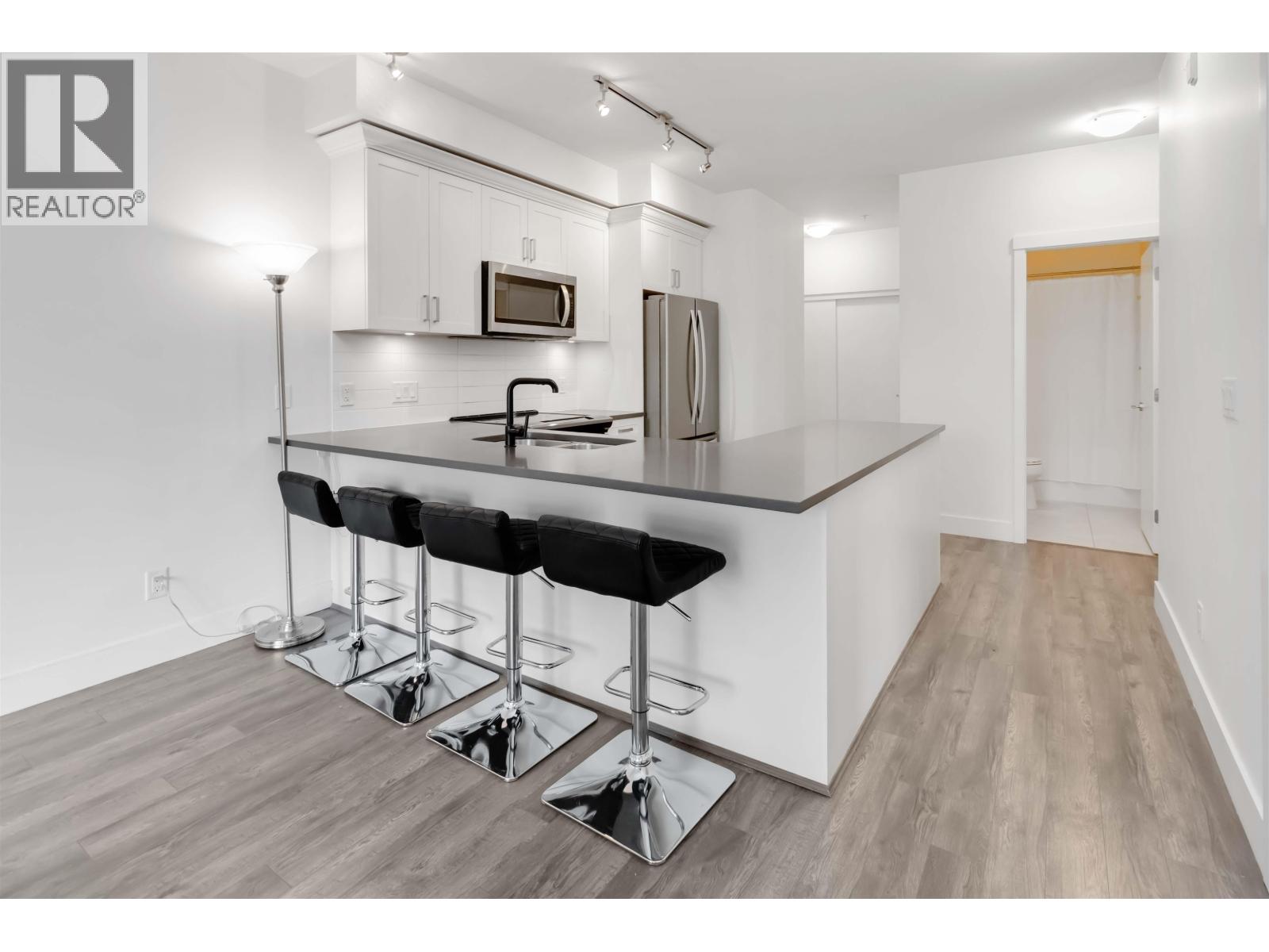 2436 Kelly Avenue Unit 208, Port Coquitlam, BC V3C 0G9