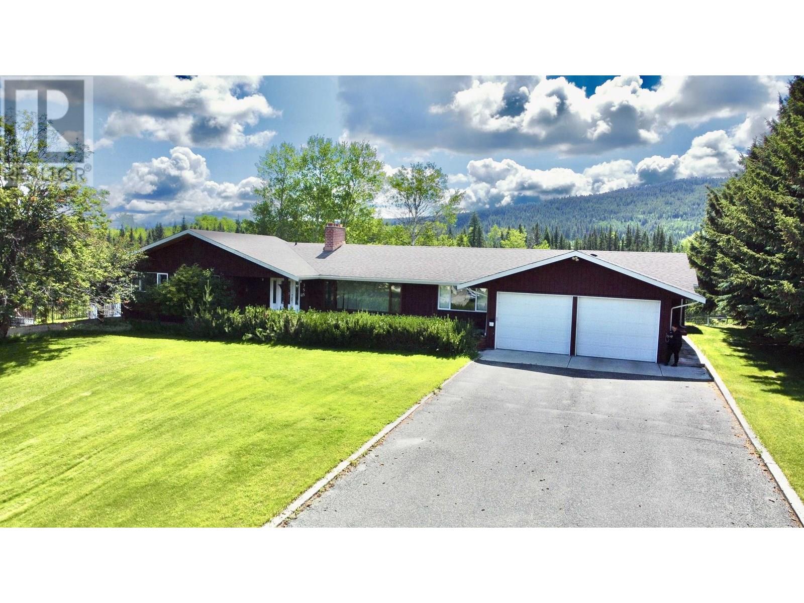 355 Evergreen Crescent, One Hundred Mile House, BC V0K 2E1