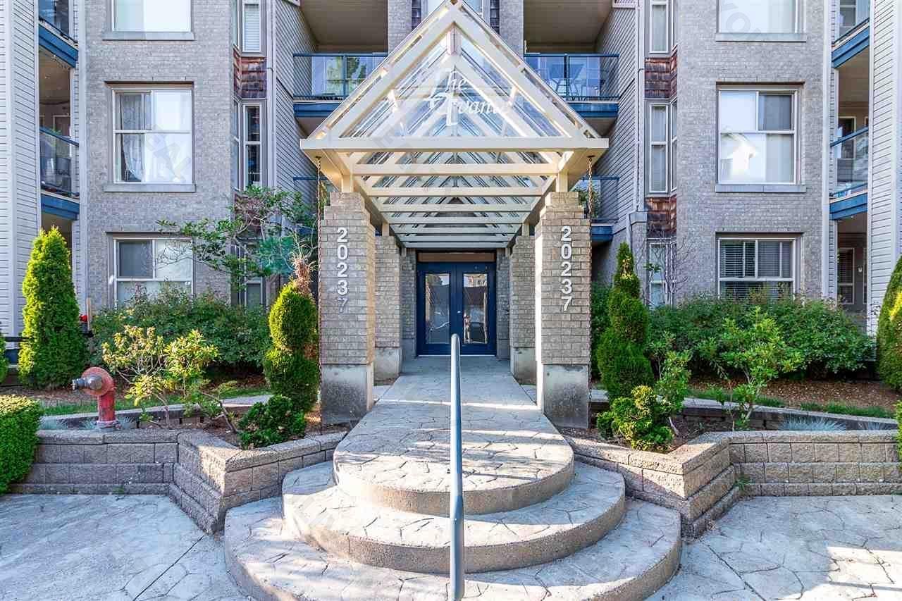 20237 54 Avenue Unit 401, Langley, BC V3A 3W2