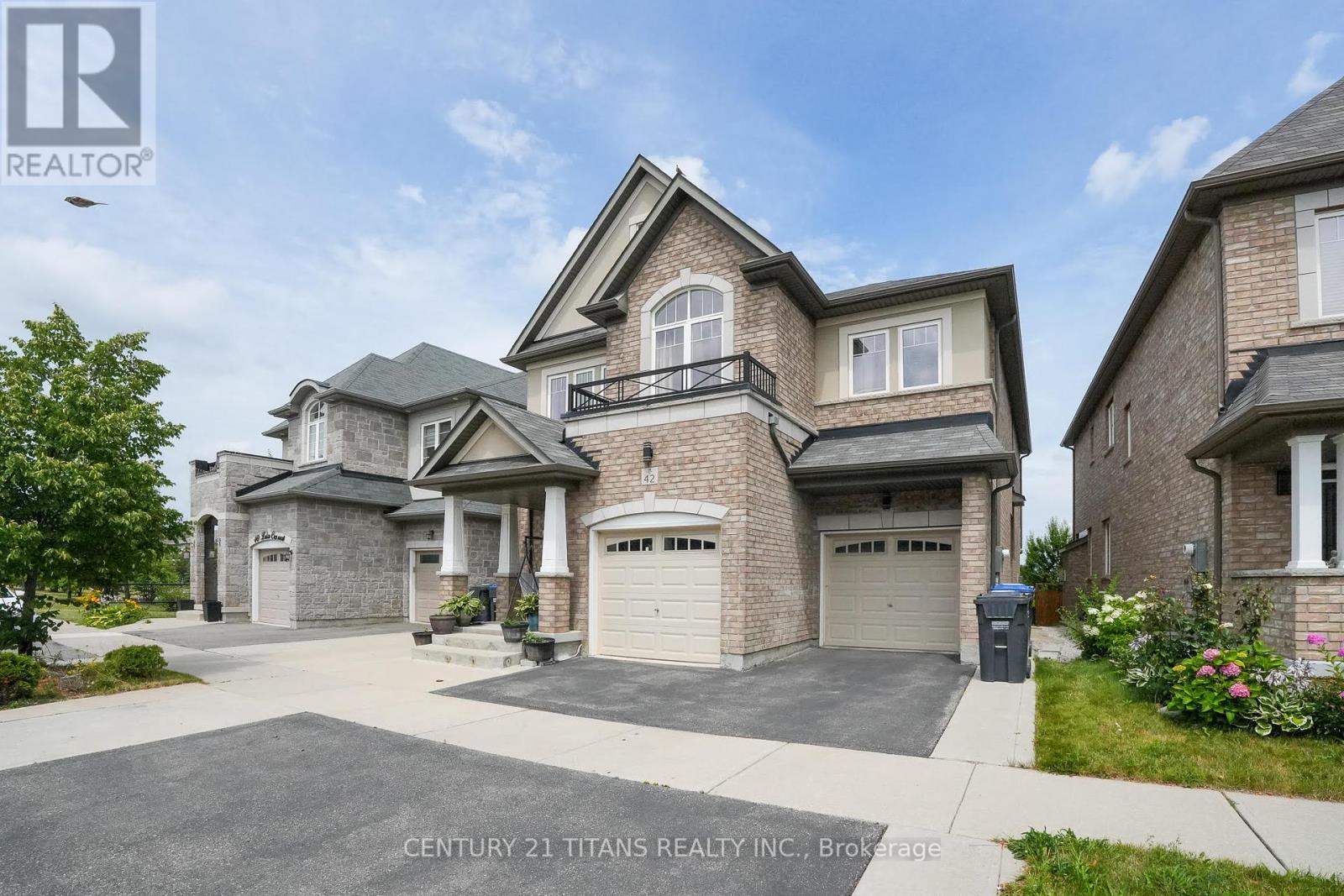 42 Lola Cres, Brampton, ON L7A 4J8