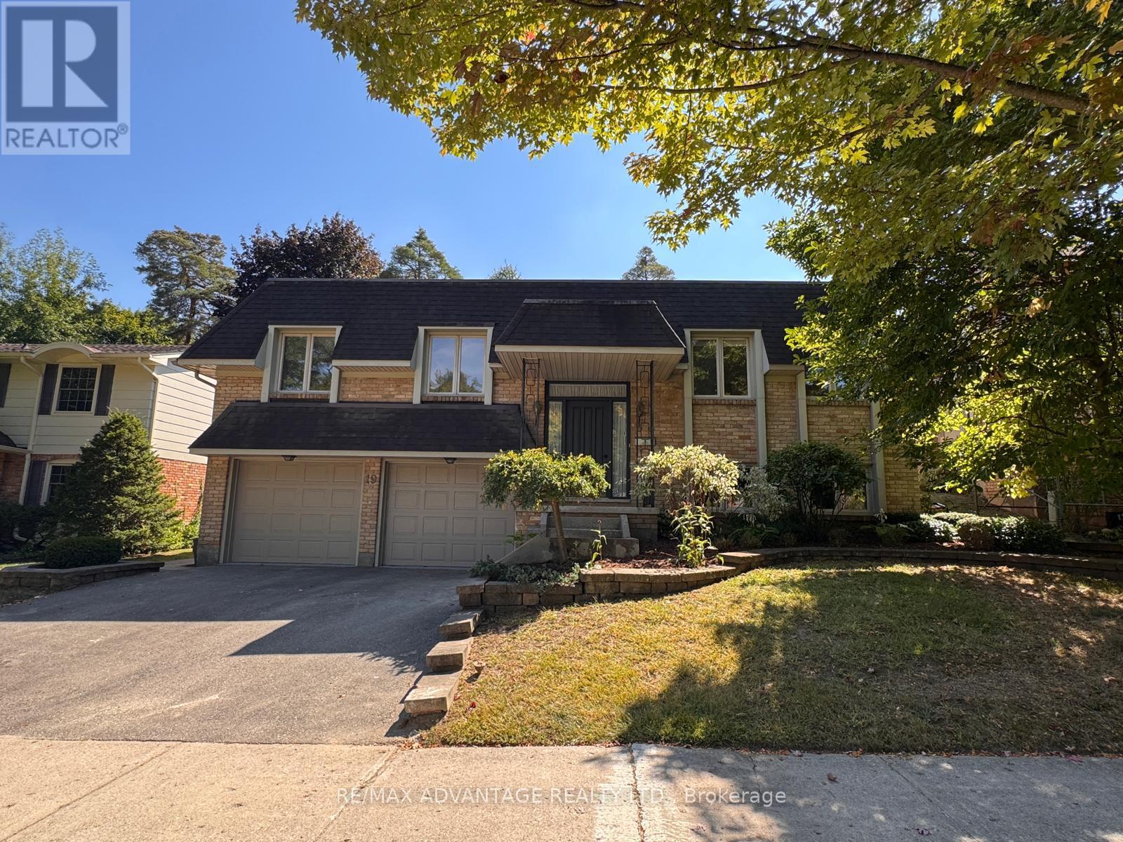 19 Tanglewood Ave, London, ON N6K 2B6