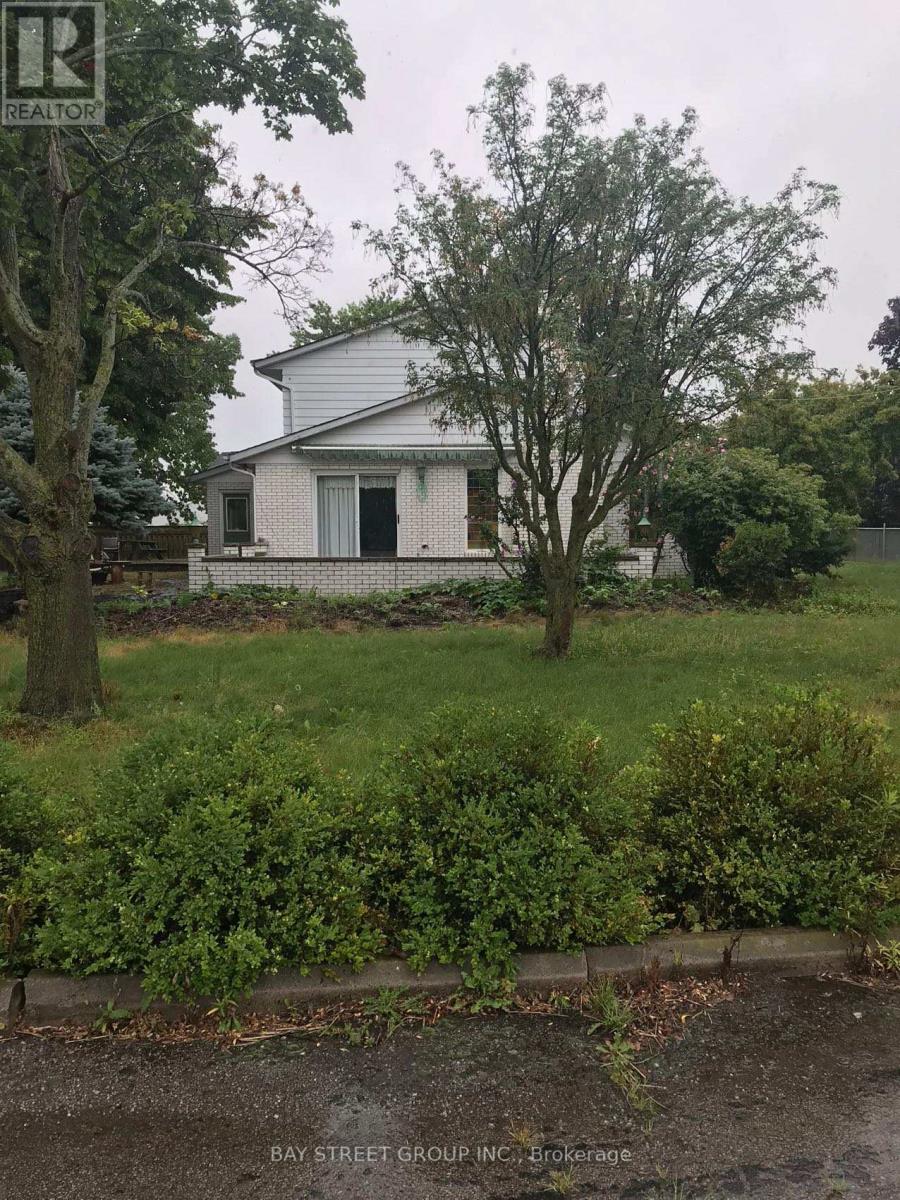 376 Read Rd, St. Catharines, ON L2R 7K6