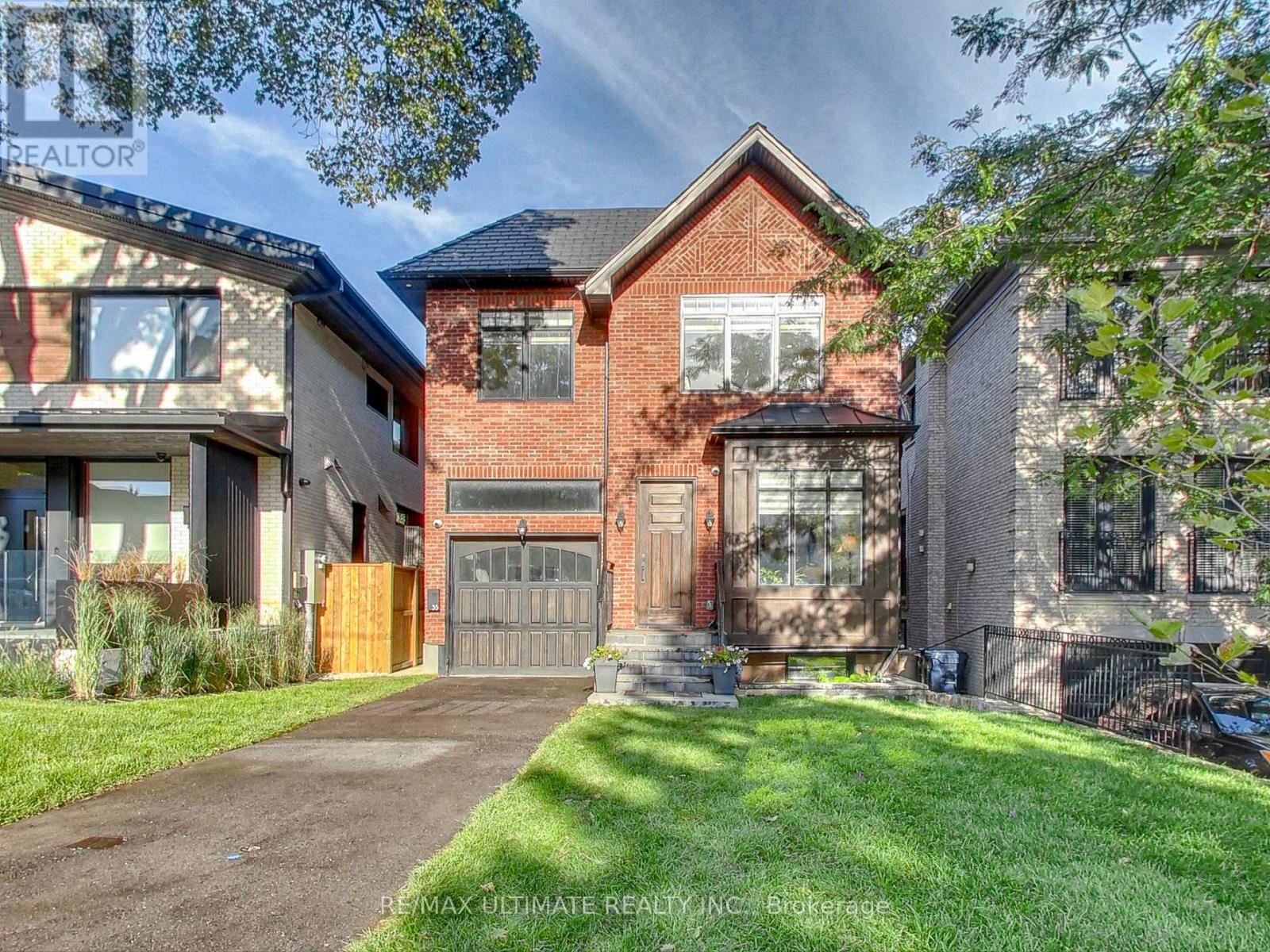 35 Fleming Cres, Toronto, ON M4G 2A9